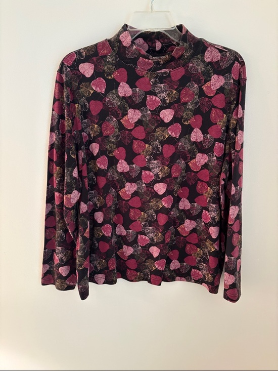 croft & barrow Tops - croft & barrow Black Long Sleeve Mock Neck Top with Pink and Maroon Leaf Print